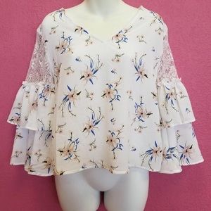 Bell sleeve blouse